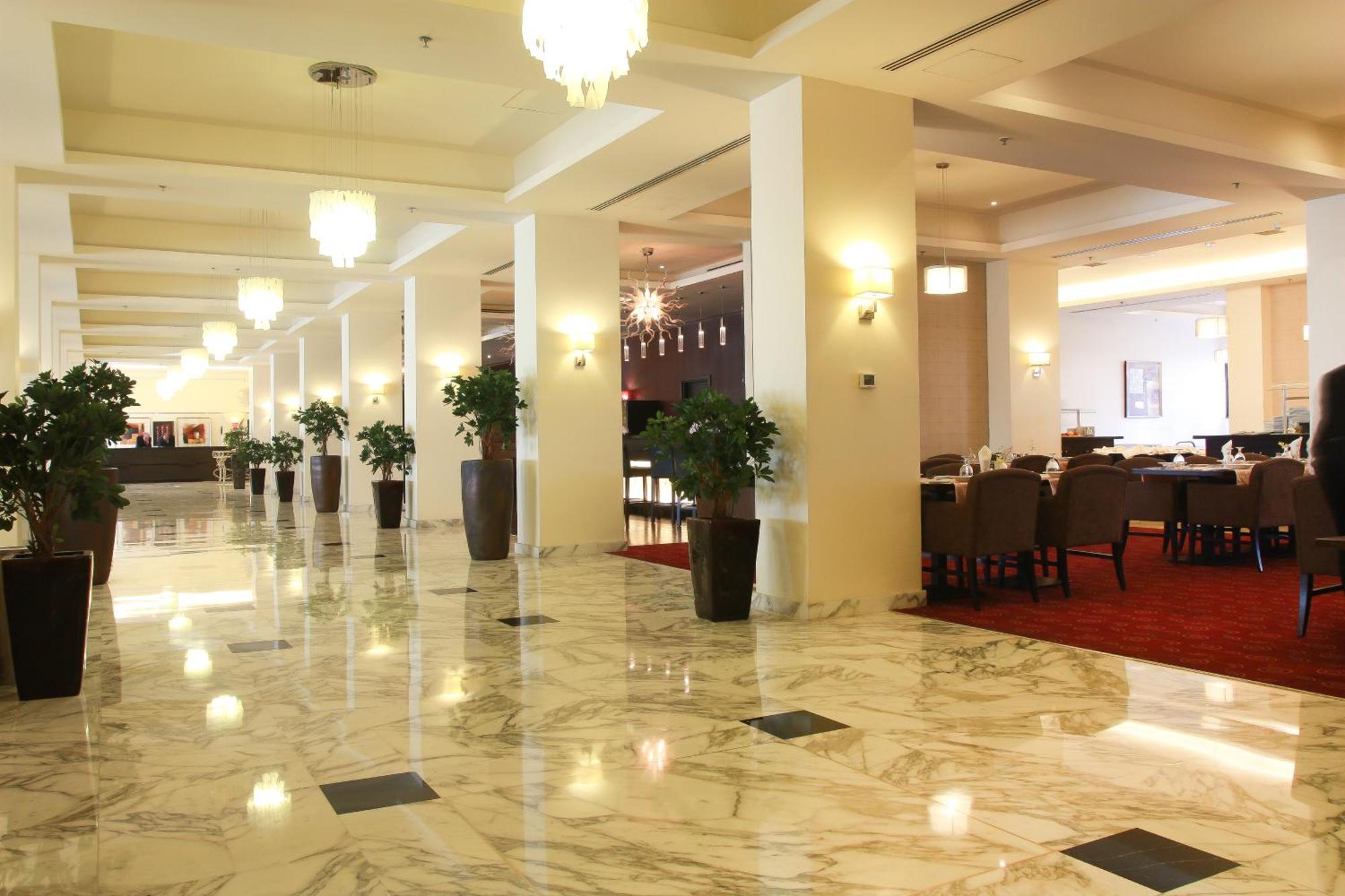 Grand Palace Hotel Amman Exteriör bild