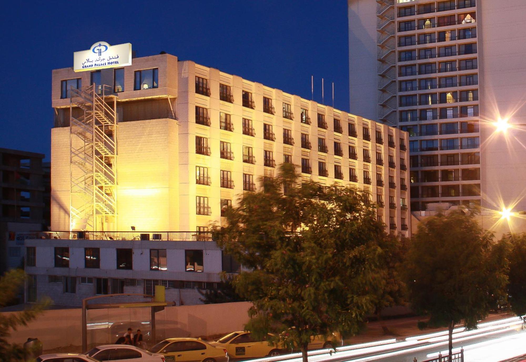 Grand Palace Hotel Amman Exteriör bild